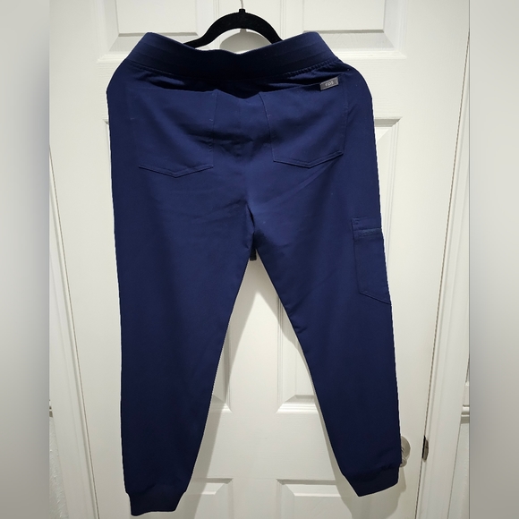 Figs Navy Zamora Jogger Scrub Pants NWT - Picture 8 of 10